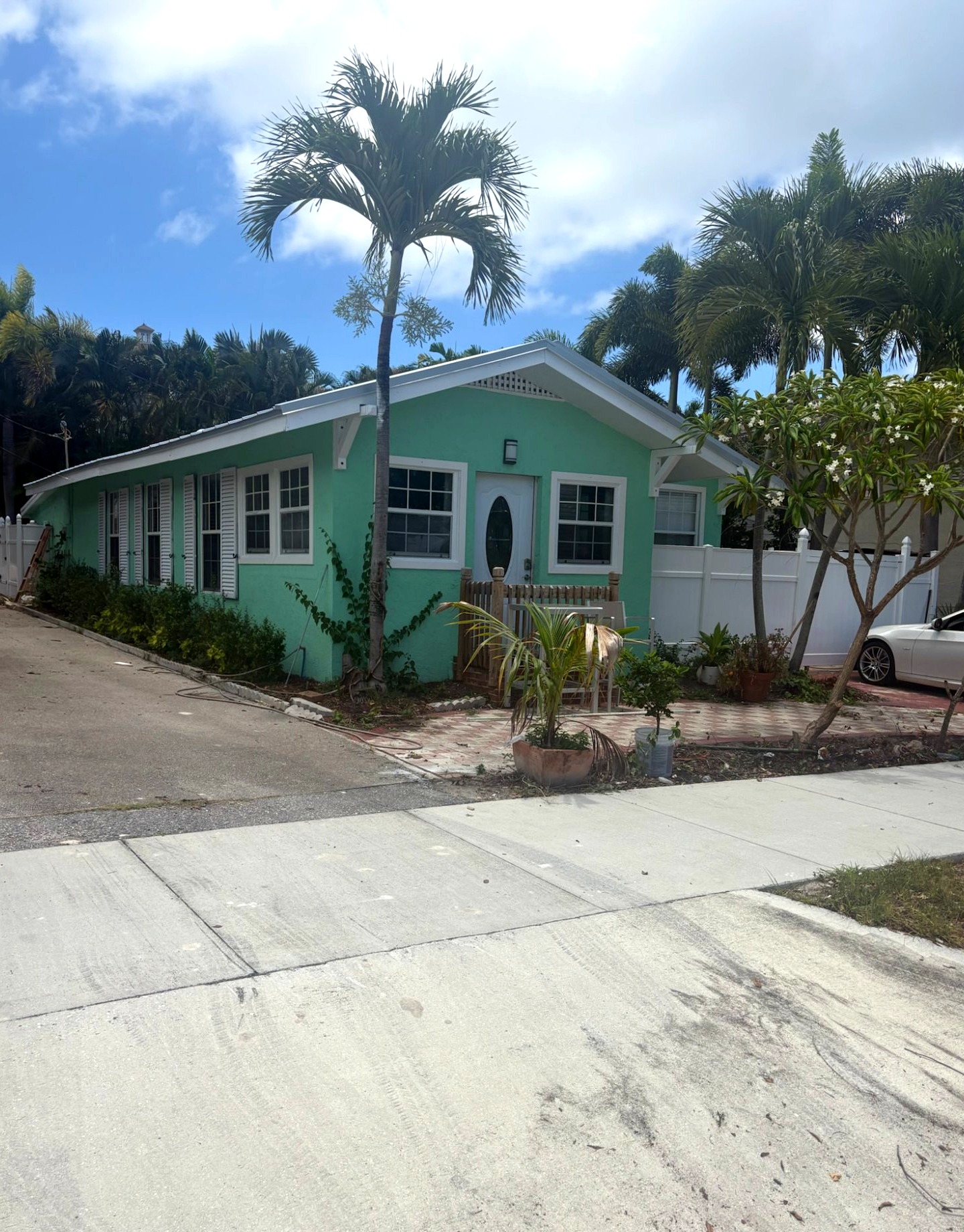 Exterior house painting South Florida