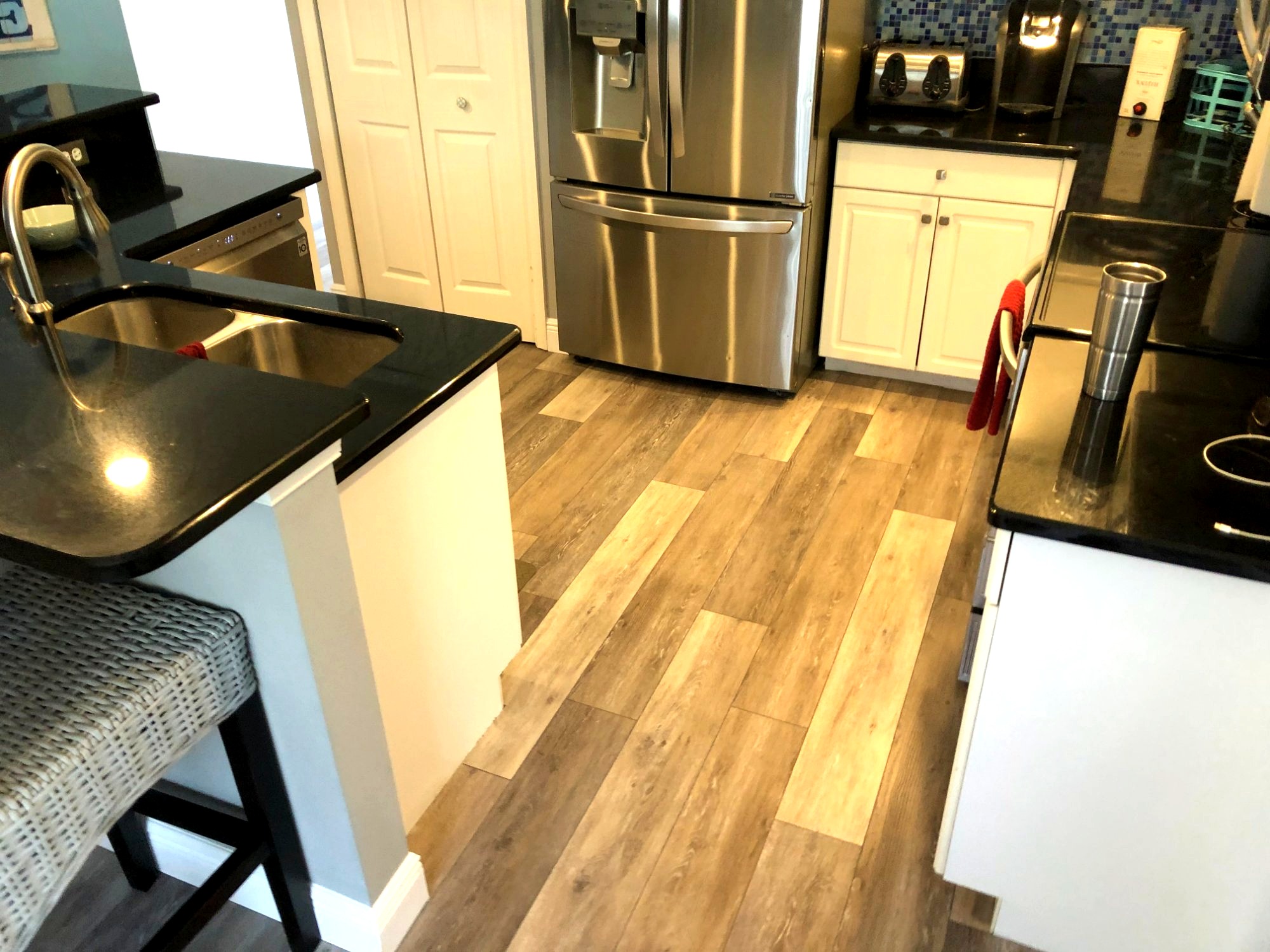Kitchen LVP flooring Palm Beach County